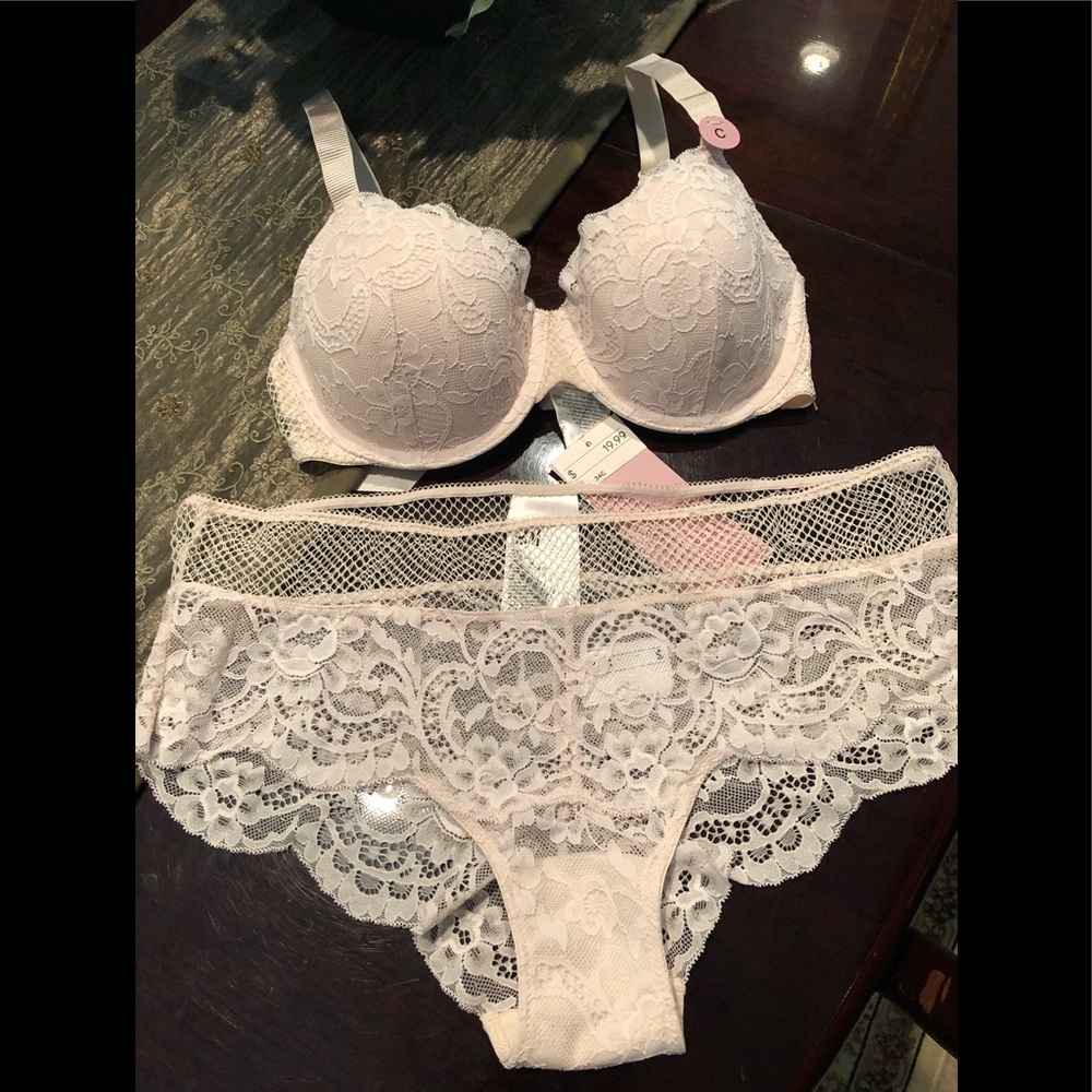 Ivory bra/panty lace set